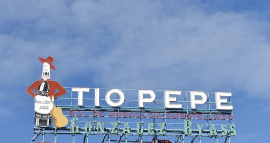 Totte | 晴れのちシェリー Tio Pepe, Puerta del Sol, Madrid