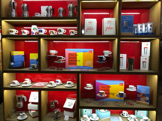 Totte | 世界中で愛されるイタリアのコーヒーブランドのilly（イリー）の直営店へ！