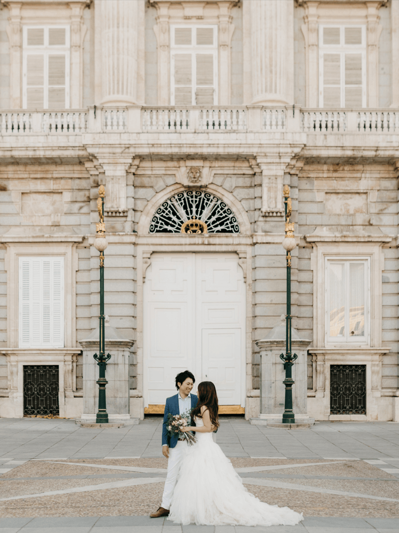 Madrid wedding photo at Palacio Real de Madrid